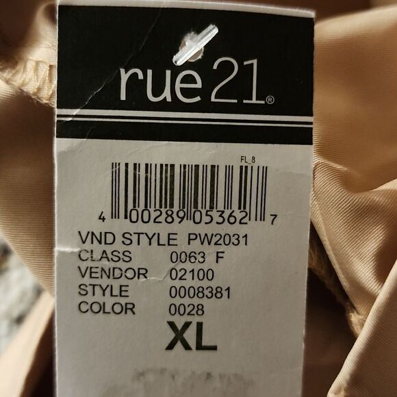 Rue 21  - Picture 7 of 7